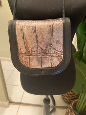 Roberto Vascon Black Leather Crossbody with Brown Croc-Embossed Front